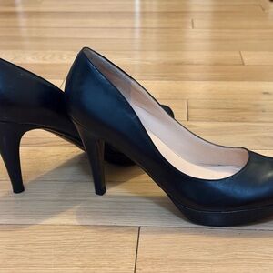 Marc Fisher Classic Black Heels
